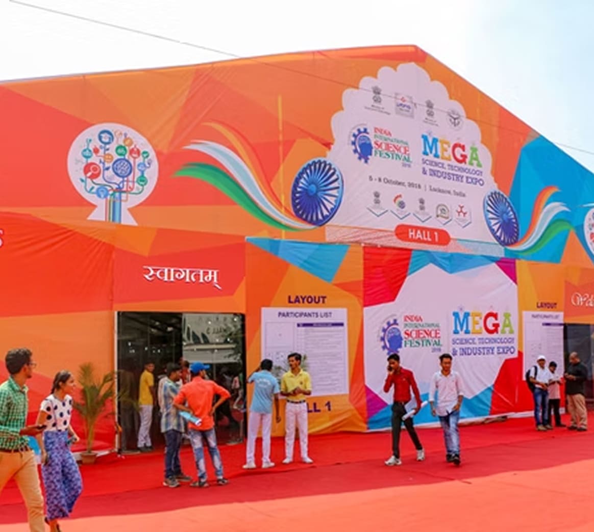 Entry Gate Setup & Registration Desk